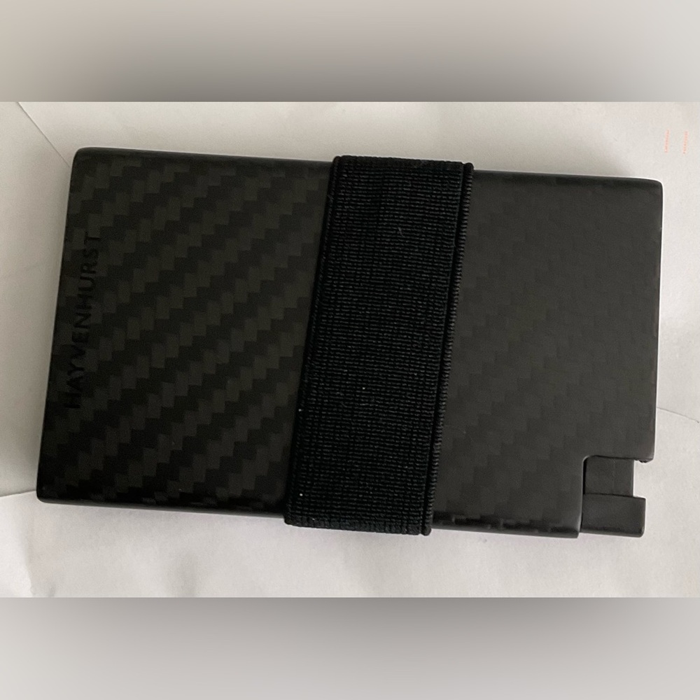 Slim RFID blocking metal wallet with cash strap carbon fiber